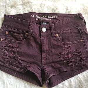 AEO maroon shorts